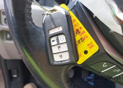 2018 Honda Pilot Ex-L z USA, uszkodzony, nr VIN 5FNYF5H50JB006222